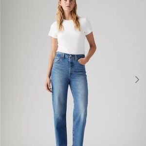 Levi’s Ribcage Straight Ankle Jeans